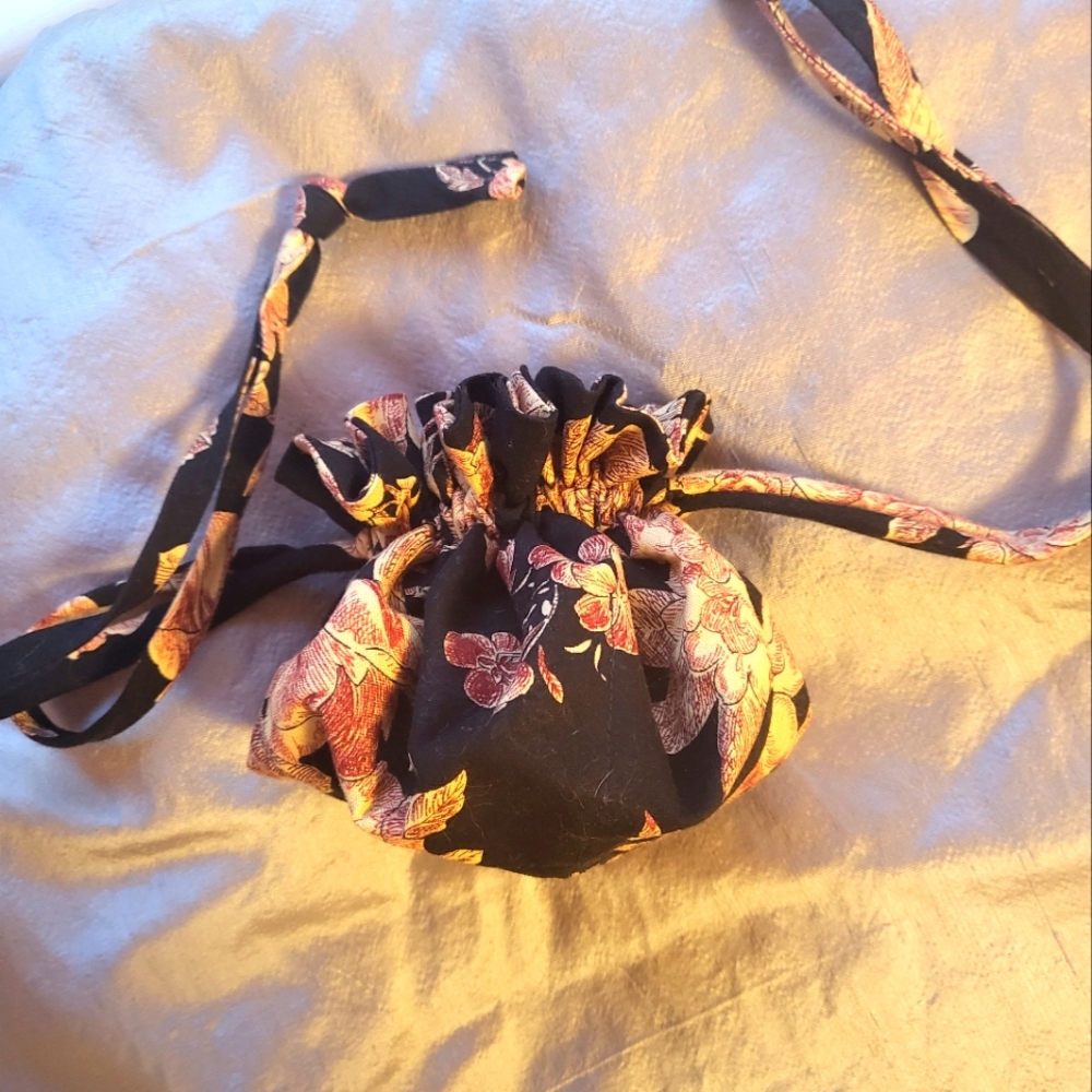 NWOT Floral Jewelry Bag for Travel